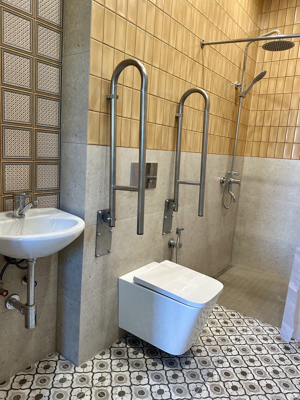 Фото отеля 6